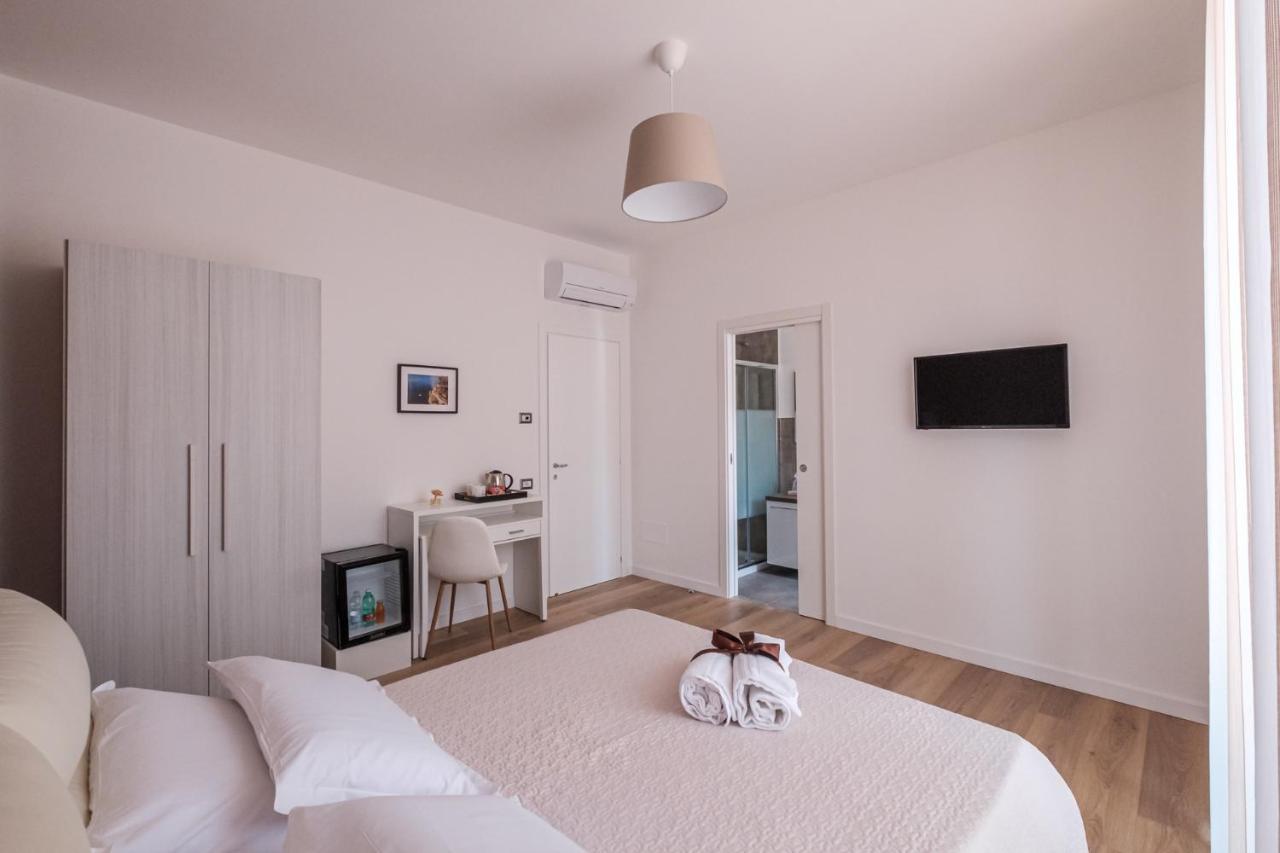B&B Terza Luna Кава-де-Тиррени Экстерьер фото